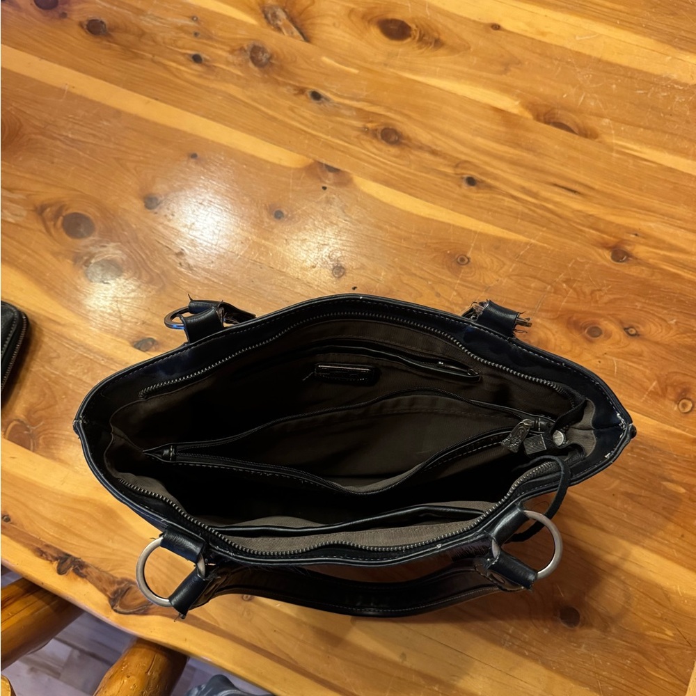 Trinity Ranch Women's Handbag - Picture 3 of 4